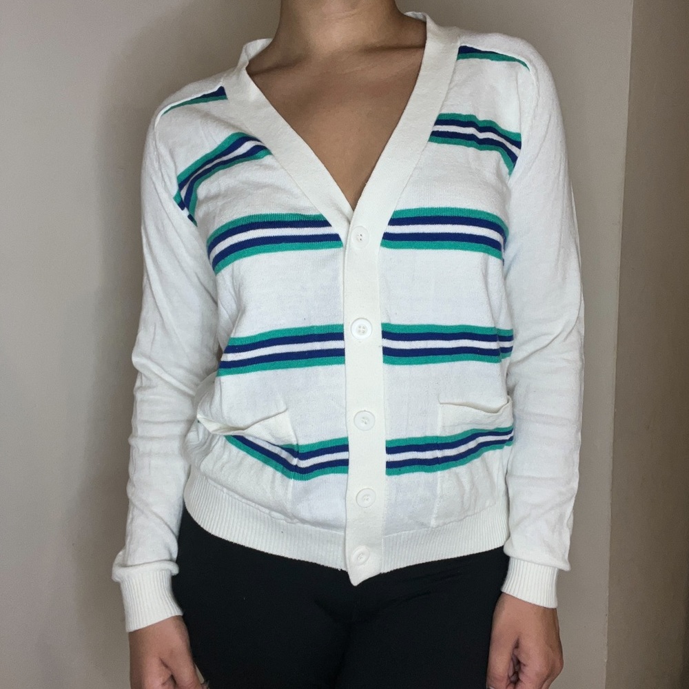 Buttoned cardigan